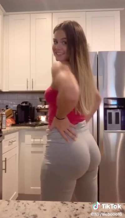 @hayleebooo16