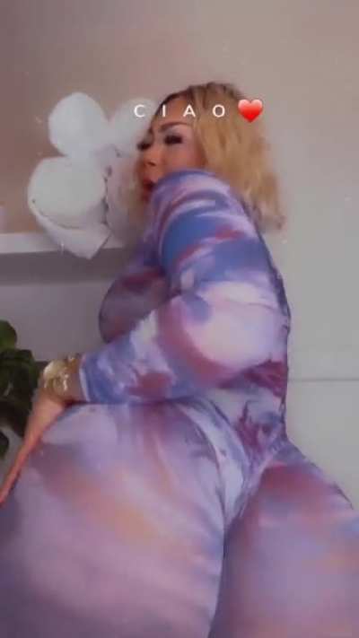 Piink Bombshell 😍