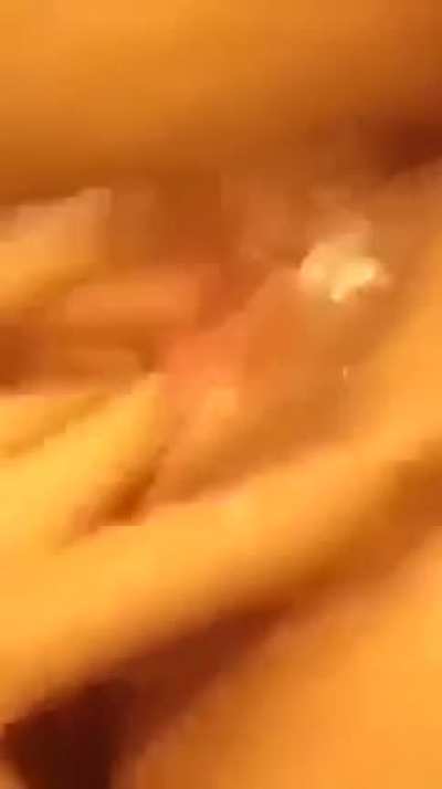 🥸