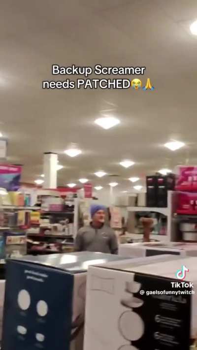 Influencer screams in convenience store for attention.