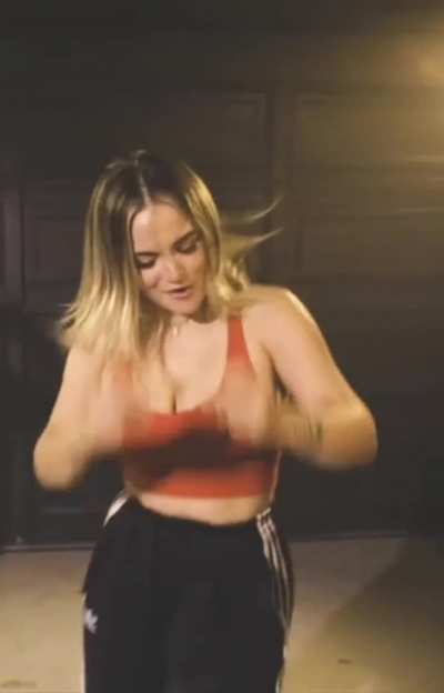JoJo Levesque