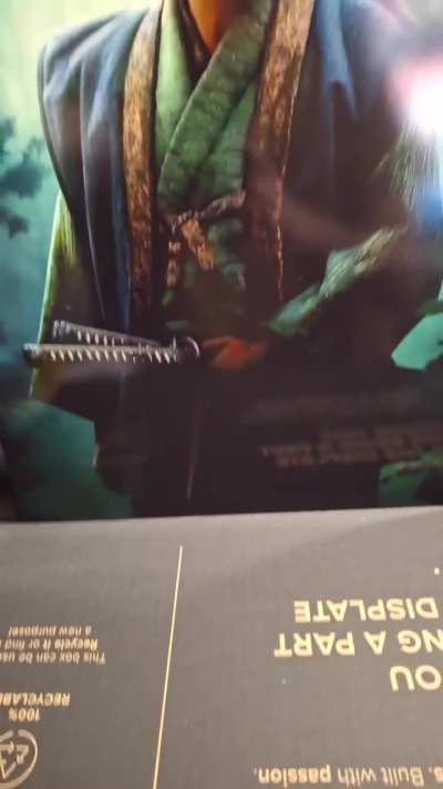 Unboxing the metal poster of my favorite character.