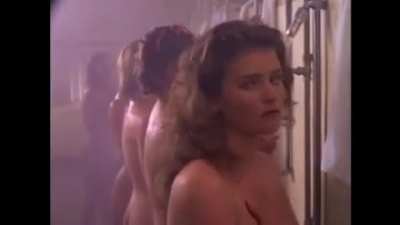 Anne Heche, Ione Skye, Bahni Turpin - Girls In Prison