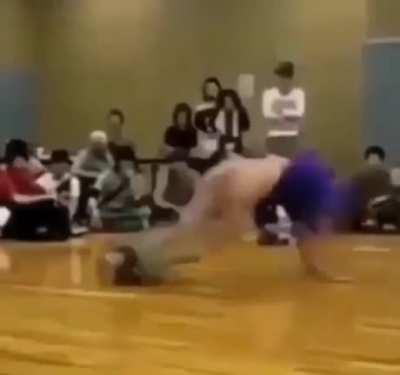 BREAKDANCE! BREAKDOWN!