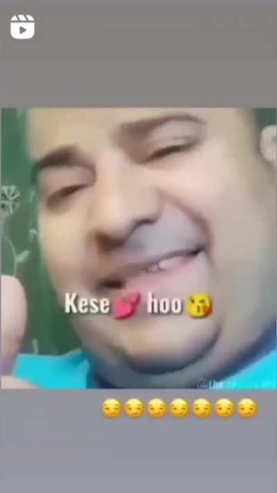 Tanmay Bhat reading chats in his reaction videos 🤣🤣