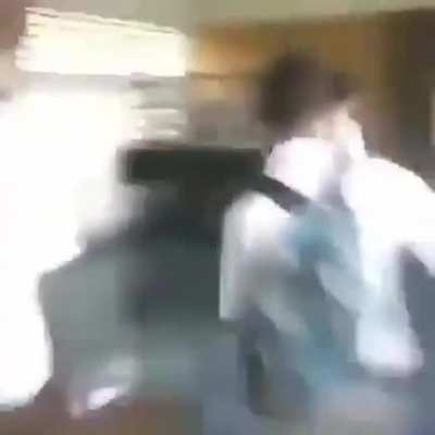 Slap and groovin
