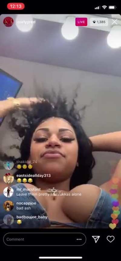 Curlyyred riding POV 🔥🔥
