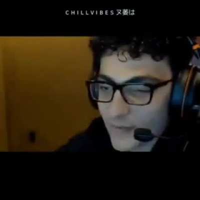 Quando o impostor descobre que tá numa partida de dois impostores