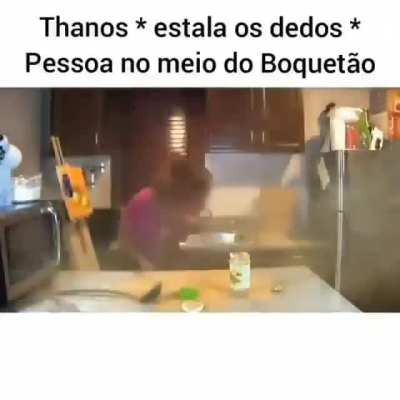 Imagina q tava transando, ficou com o cu cheio de pó
