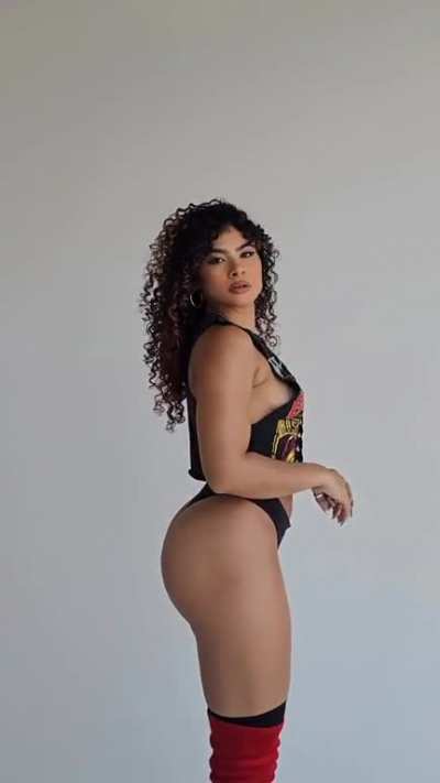 NIA (@niaa321)