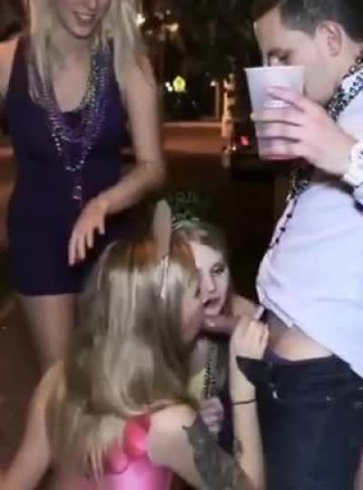 Mardi Gras public blowjob