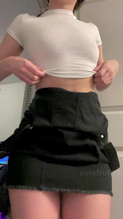 i can do a titty drop with my small tits too! well...i tried my best 🙈 [oc]