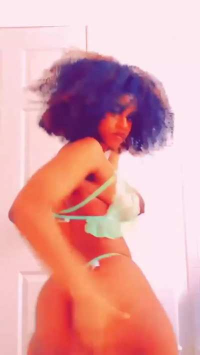 These hips would drain you dry<3