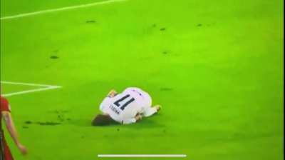 Player suddenly comes to life after his team scores
