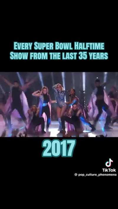 Every Super Bowl Halftime Show For The Past 35 Years!!!