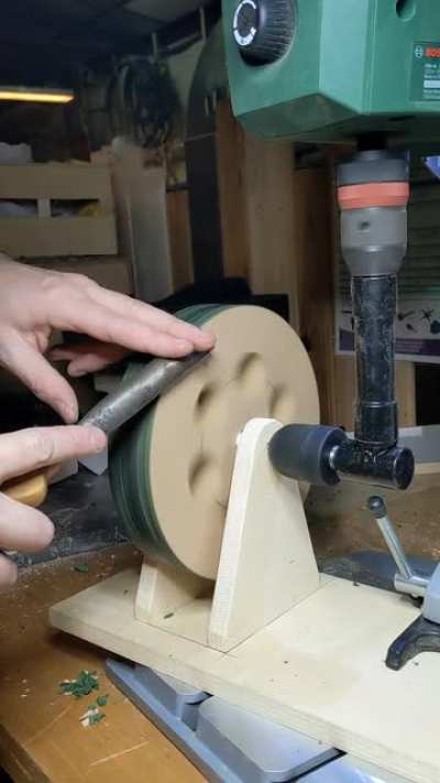 I have listened to you Reddit and changed the design of my homemade honing wheel.