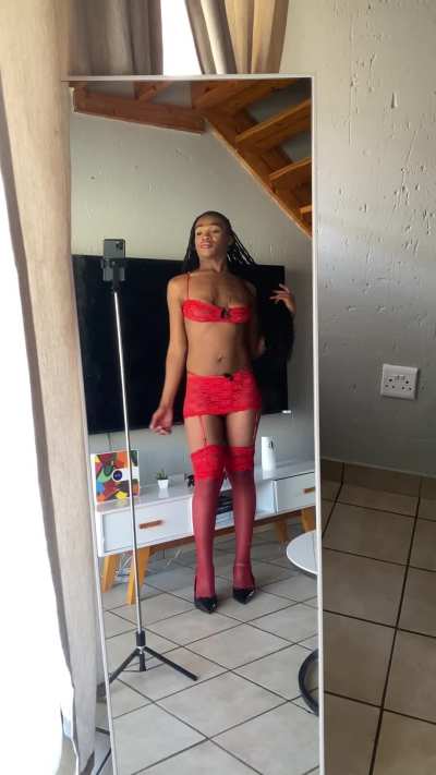First 69 'Hey' will get my recent nudes, no kidding