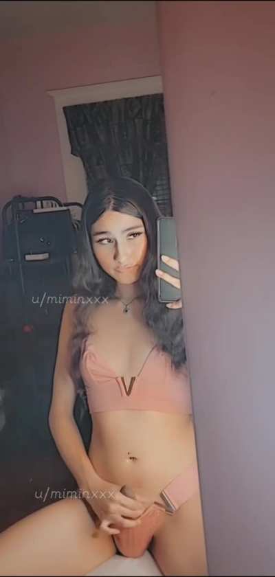 Do you like seeing me play with my girldick ? ♡