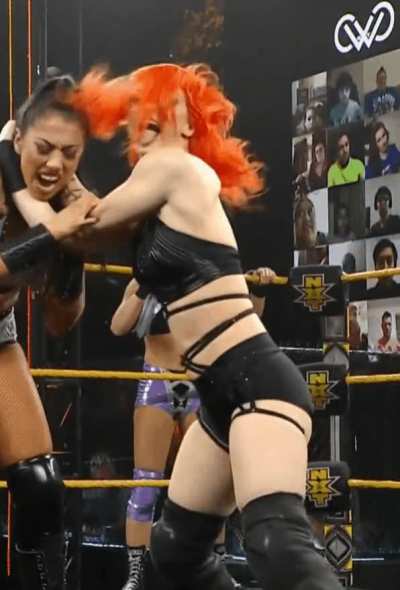 Priscilla Kelly / Gigi Dolan absurd massive swinging ass