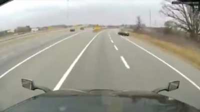 Honda Civic blind turns into traffic from shoulder [Canada]