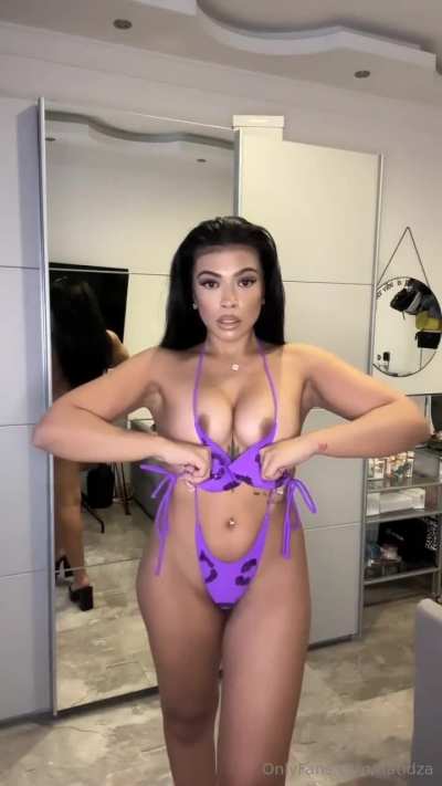 BTN Amelies ass