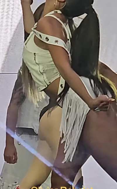 Lisa - BLACKPINK