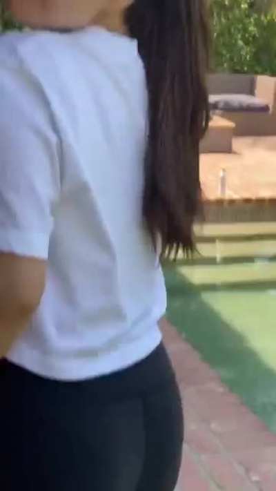 Selena Shaking It