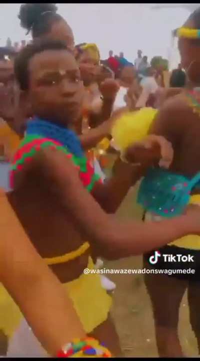 She got Boobs
