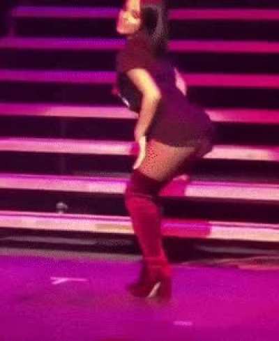 Becky G 🔥