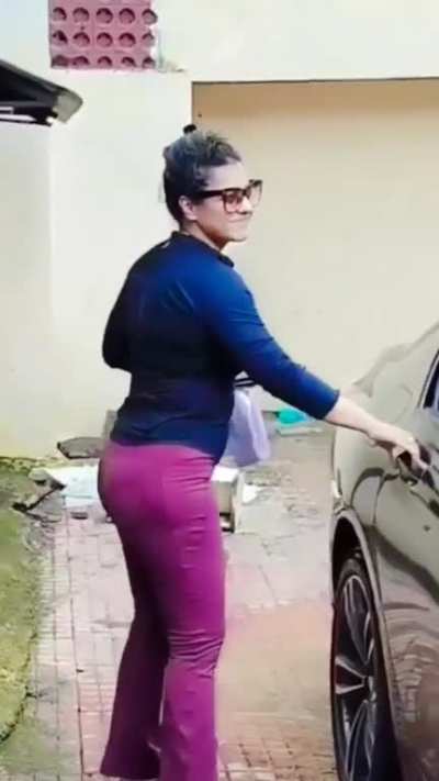 Kajol’s Meaty Ass