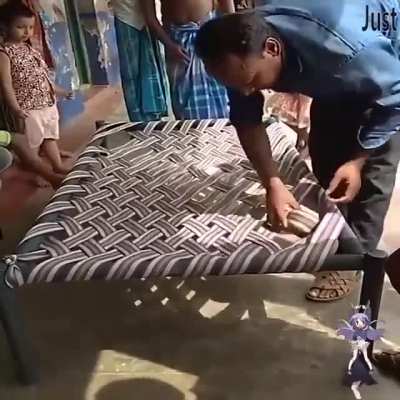 How to quickly build a bed...