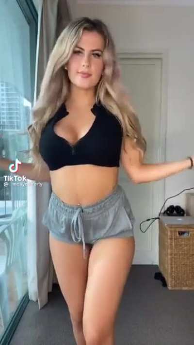 Blonde👱‍♀️+🍑=🤗me