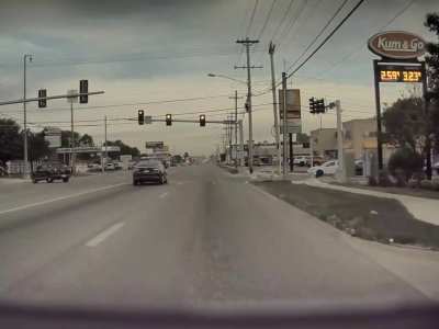 [Video] Red Light Runner!