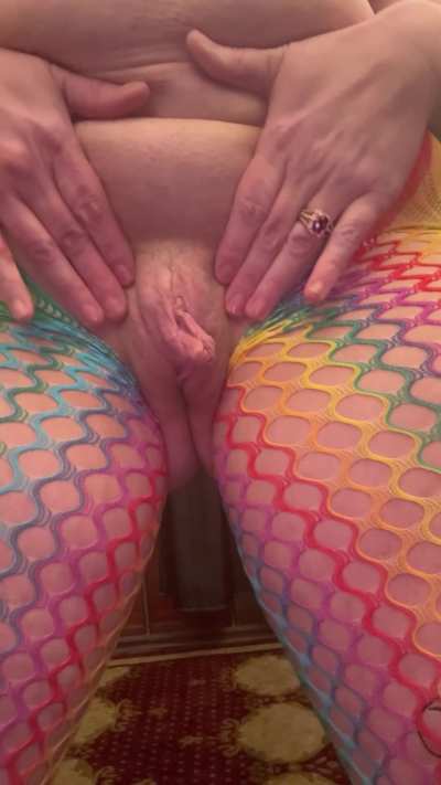 Exposed and ready for fun 🤩