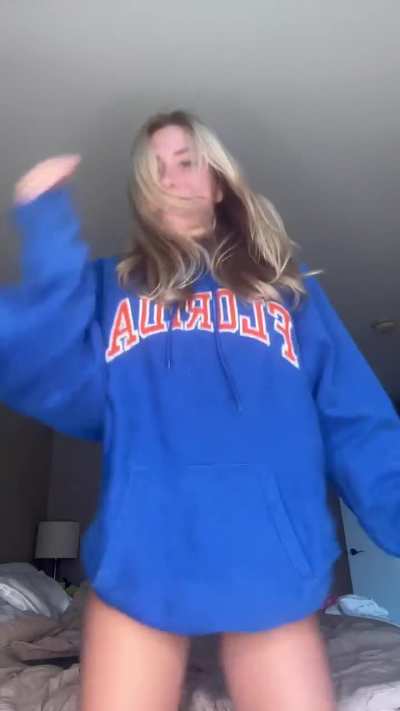 Attention slut..