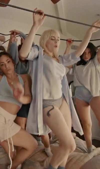 Her body 🤯