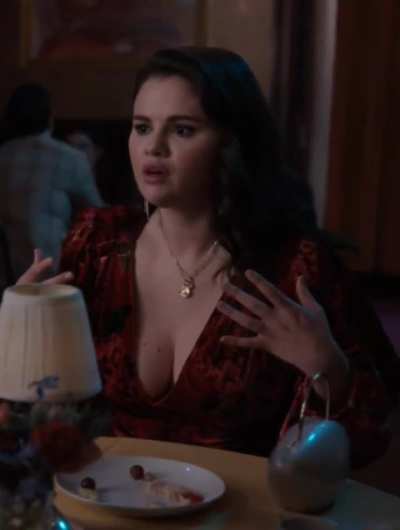 Selena in Only Murders in the Building s3e05 (2023)