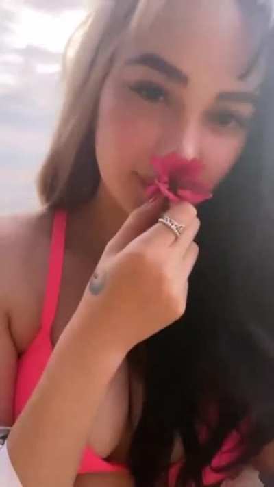 Arci Muñoz