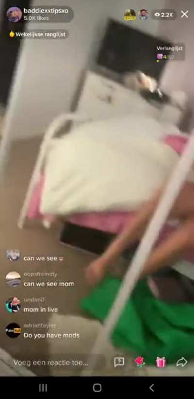 Tiktok live tits