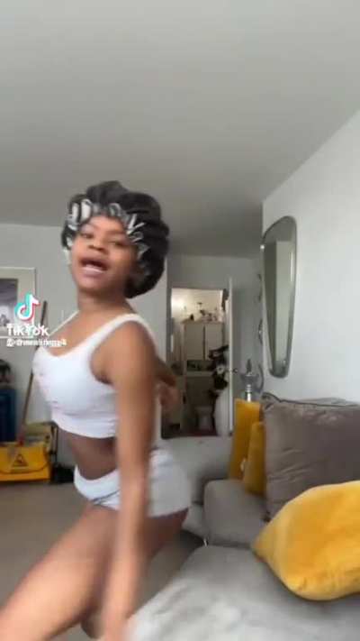 She can move