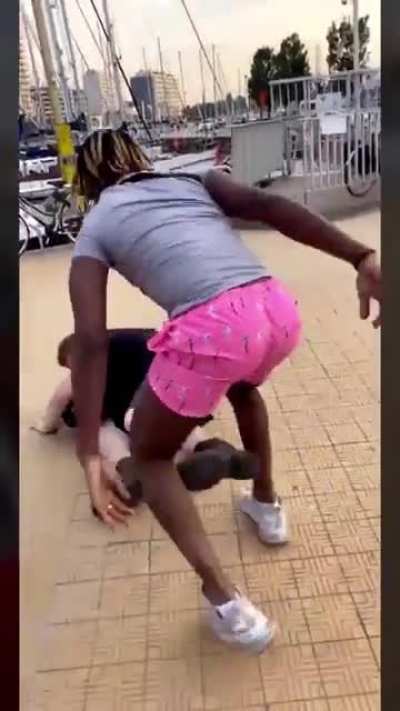 Everton Soccer player Moise Keane fight