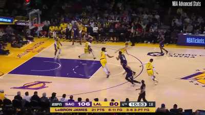 [Highlight]Fox with a ridiculous transition steal