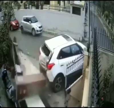 who's at fault, car or the gate?