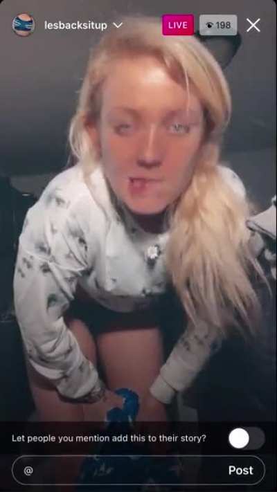 Quick titty flash