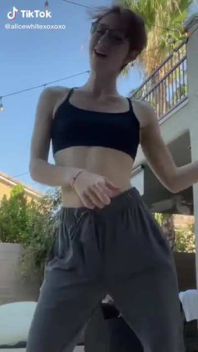 Twerking that thang