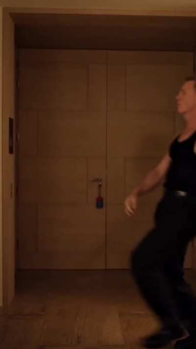 Mr. Bondbastic