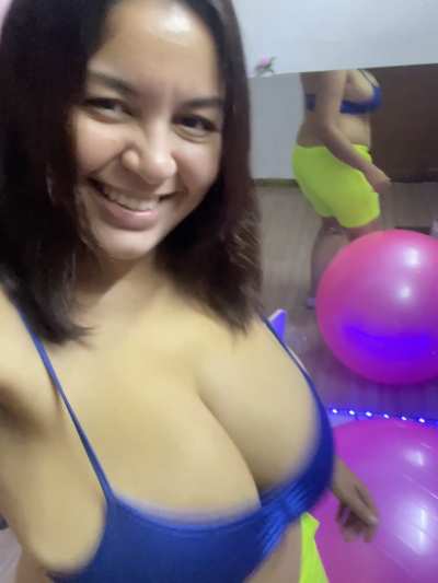 will you show this milf some love?