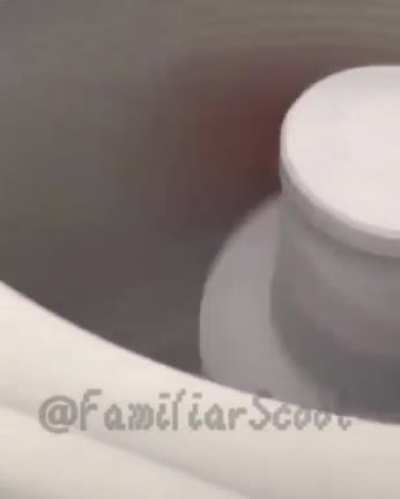 LUiGi MeRciLesSlY KiLLs MaRiO By tHrOwiNg HiM iNtO WaShiNg MaCHiNe