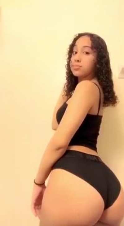 💦Random Latina 3