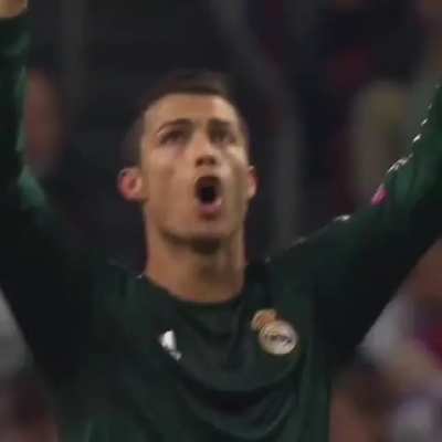 900 goals cr7
